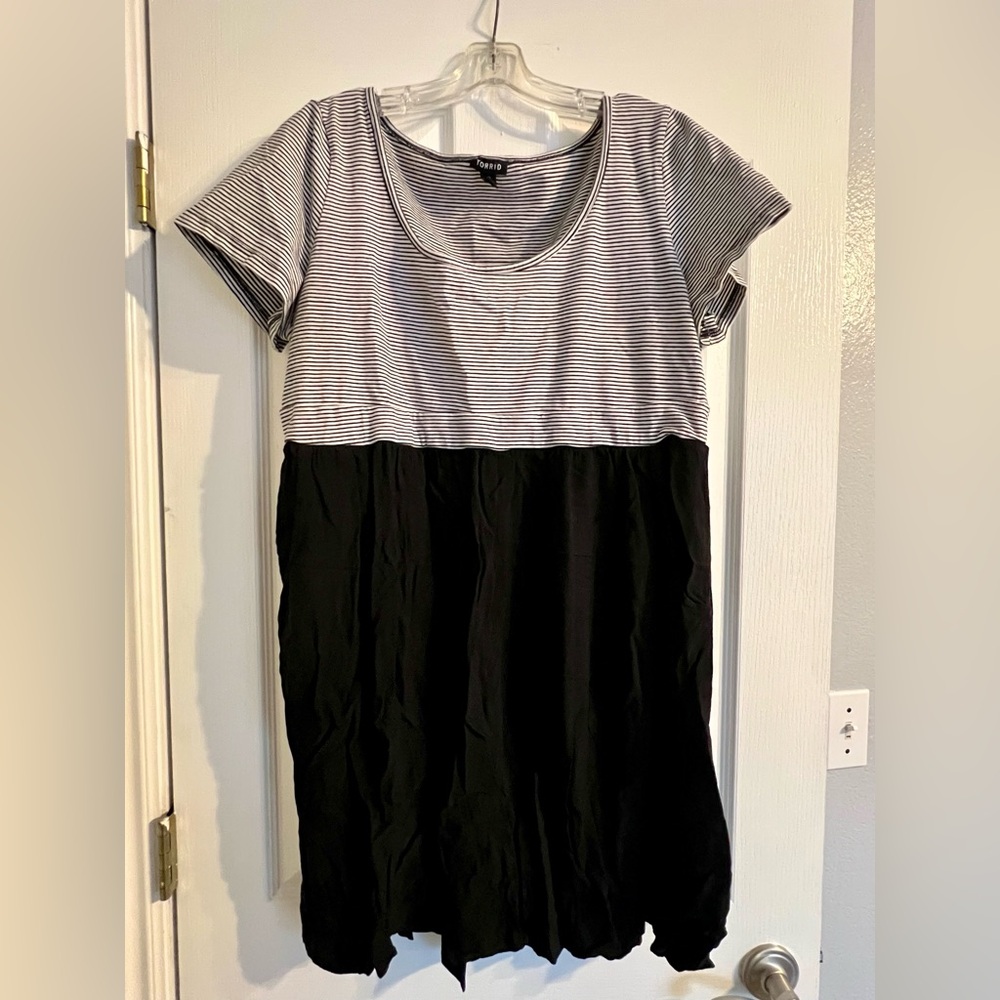 Torrid Black & White Striped Skater Dress with Pockets - 3